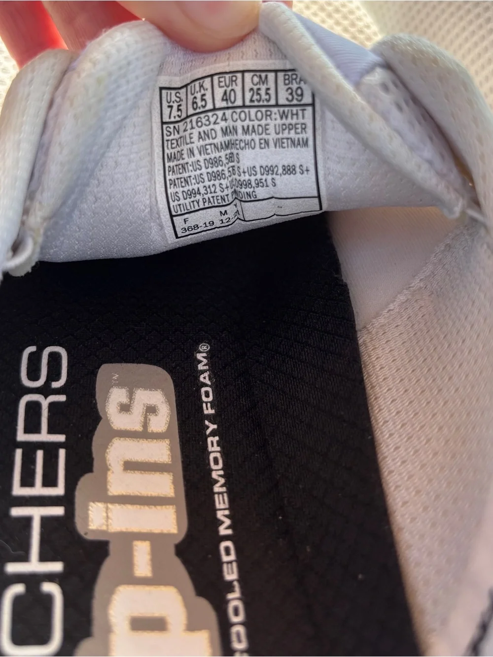 Skechers breathable knit
